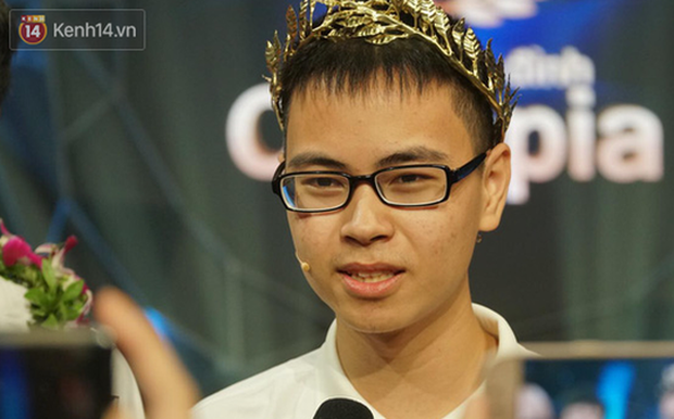 NÓNG: Quán quân Olympia duy nhất bỏ du học Úc, đang học trường cực hot ở Việt Nam, biết được lý do ai cũng đồng cảm! - Ảnh 3. NÓNG: Quán quân Olympia duy nhất bỏ du học Úc, đang học trường cực hot ở Việt Nam, biết được lý do ai cũng đồng cảm! - Ảnh 3.