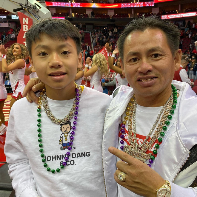  Thân thế triệu phú gốc Việt làm hàm răng kim cương cho Tuấn Hưng, Binz và nhiều siêu sao thế giới - Ảnh 11.