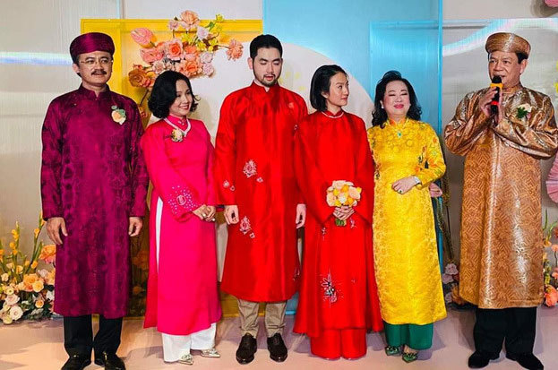 Dạo một vòng các đám cưới Việt đình đám trong năm 2020: ‘Hoàng tử cưới lọ lem’ chỉ có trong cổ tích, đời thực là ‘hoàng tử cưới công chúa’! - Ảnh 4.