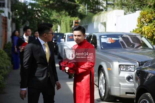 Dạo một vòng các đám cưới Việt đình đám trong năm 2020: ‘Hoàng tử cưới lọ lem’ chỉ có trong cổ tích, đời thực là ‘hoàng tử cưới công chúa’! - Ảnh 2.