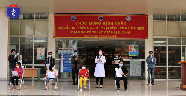 Bệnh nhi sơ sinh đầu tiên mắc Covid-19 tại Việt Nam được công bố khỏi bệnh - Ảnh 1.