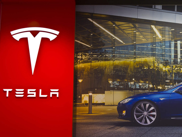 Tesla tăng gần 20% giá trị trong ngày phố Wall thăng hoa - Ảnh 1.