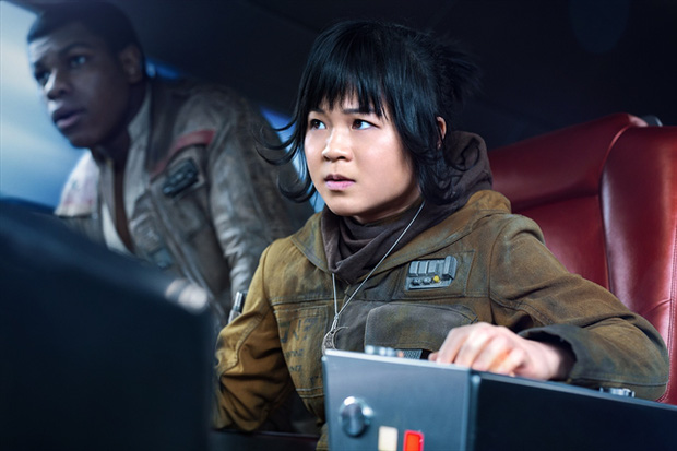 Kelly Marie Tran: Từ cô bé ấm ức chịu cảnh dừng nói tiếng Việt vì bị kỳ thị đến công chúa Disney người Việt đầu tiên trong lịch sử - Ảnh 6.