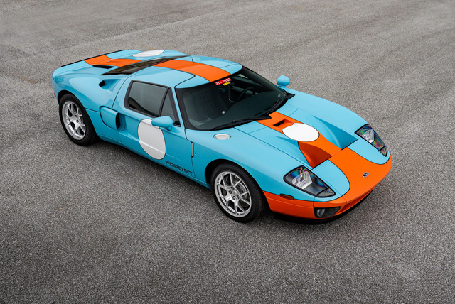  Chiếc Ford GT Heritage Edition 2006 sắp được bán đấu giá, xấp xỉ 605.000 USD: Mới lăn bánh 4km, được bảo quản cực tốt  - Ảnh 3.