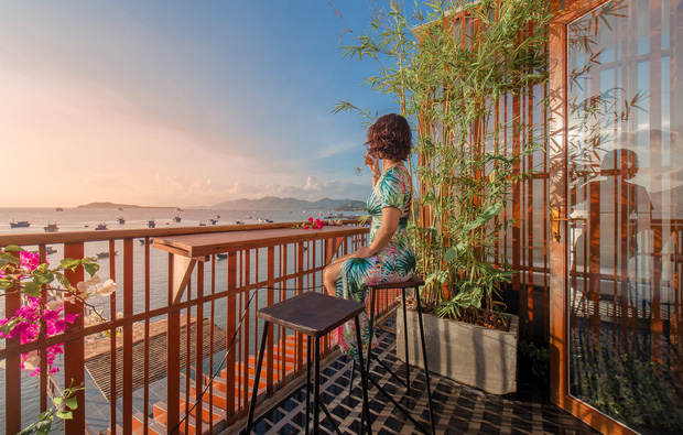 Chi 2,5 tỷ đồng mua lại nhà cũ, cặp vợ chồng mạnh tay cải tạo để có view biển Nha Trang đẹp xuất sắc - Ảnh 21.