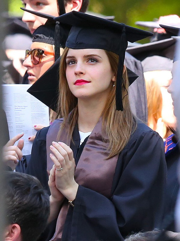 Emma Watson: The witch Hermione became Gucci's big boss, her career was inversely proportional to her beauty's decline - Photo 27.