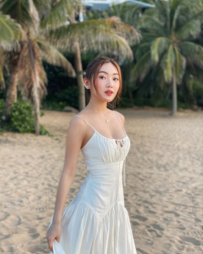 Rich kid Chloe Nguyễn nhà đại gia Capella Holdings: Blogger xinh đẹp đình đám trong top quyền lực nhất trên MXH từ tuổi 20  - Ảnh 3.