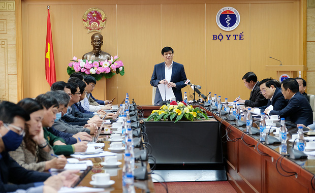 Bộ trưởng Nguyễn Thanh Long: Không vì những tai biến có thể xảy ra mà lung lay niềm tin với vắc xin - Ảnh 2.