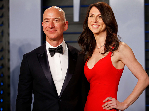 Vợ cũ tỷ phú Amazon gây bất ngờ khi tái hôn với một giáo viên bình thường, chồng cũ ngay lập tức có động thái lên tiếng - Ảnh 3. Vợ cũ tỷ phú Amazon gây bất ngờ khi tái hôn với một giáo viên bình thường, chồng cũ ngay lập tức có động thái lên tiếng - Ảnh 3.