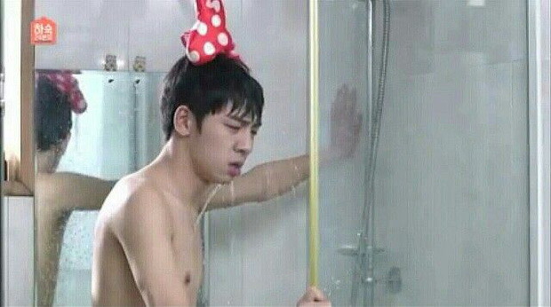 Bất kể nam nữ, cố gắng tránh làm 4 điều sau khi đi tắm thì bạn có thể sống lâu và khỏe mạnh hơn - Ảnh 1. Bất kể nam nữ, cố gắng tránh làm 4 điều sau khi đi tắm thì bạn có thể sống lâu và khỏe mạnh hơn - Ảnh 1.