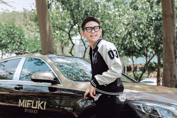 Rich kid lớp 11 ngồi Maybach kể về cái khó của người giàu: Họ mua cái gì cũng phải xem giá - Ảnh 10.