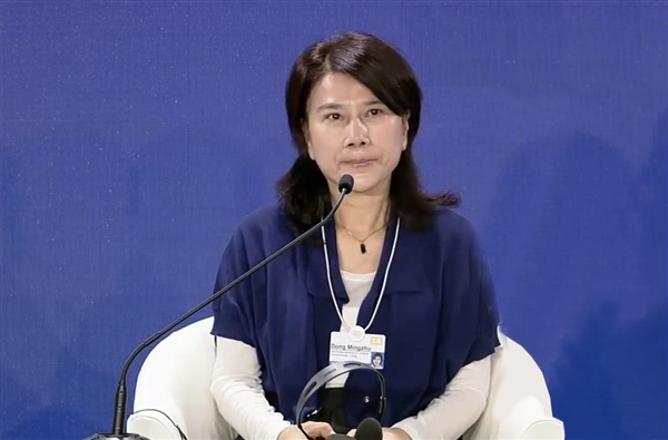  Từ nhân viên quèn trở thành CEO quyền lực, bà đầm thép vẫn không ngại live-stream bán hàng, thu về 44 triệu đôla cho công ty chỉ trong 3 tiếng  - Ảnh 3.