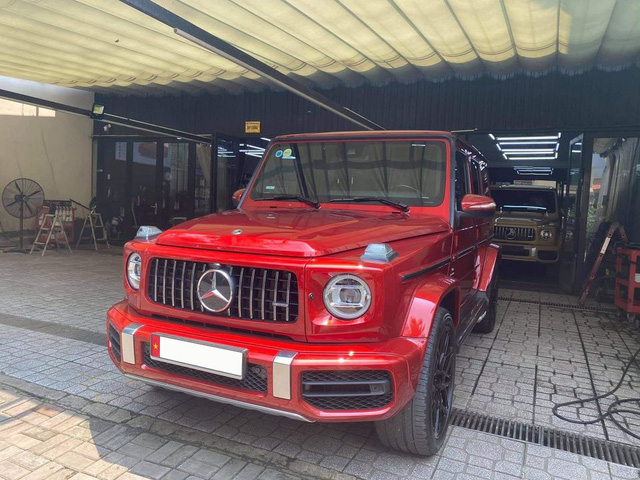 Đại gia Việt bay mất 3 tỷ đồng sau vỏn vẹn 6.000km trải nghiệm Mercedes-AMG G 63 - Ảnh 3. Đại gia Việt bay mất 3 tỷ đồng sau vỏn vẹn 6.000km trải nghiệm Mercedes-AMG G 63 - Ảnh 3.