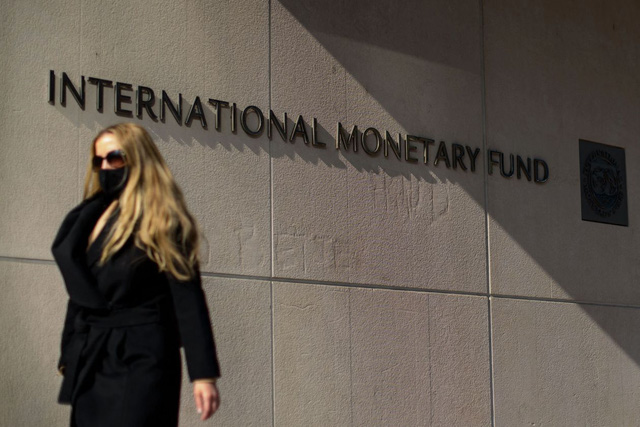  IMF cảnh báo không nên thắt chặt chính sách tiền tệ sớm  - Ảnh 1.