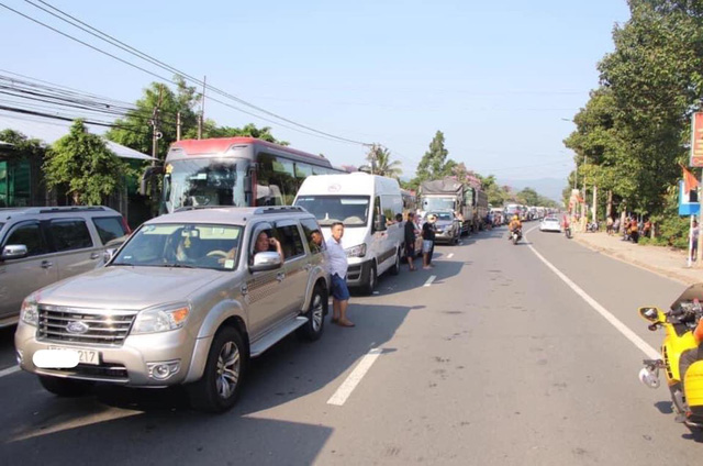  Hàng loạt người cùng review trải nghiệm kinh hoàng tour nghỉ lễ dài 4 ngày: Ngày thứ nhất tới ngày thứ ba kẹt xe, ngày thứ tư về lại chuẩn bị đi làm!  - Ảnh 14.