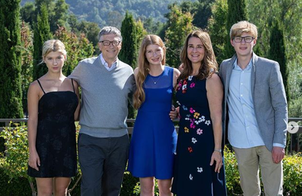  3 con nhà tỷ phú Bill Gates - tinh hoa của cuộc hôn nhân 27 năm cùng vợ cũ: Nhìn profile học tập khủng chỉ biết xuýt xoa con nhà người ta - Ảnh 1.