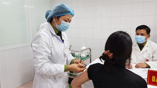  Phó Thủ tướng Vũ Đức Đam: Cuộc chiến vắc xin sẽ cực kỳ căng thẳng, Việt Nam vẫn phải chống dịch như chưa có vắc xin - Ảnh 1.