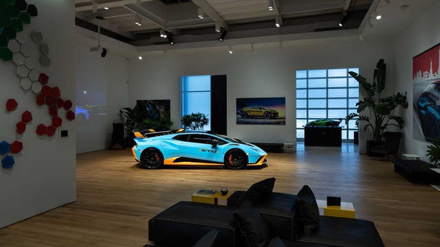 Bên trong câu lạc bộ VIP Lamborghini Lounge: Muốn bước chân vào cửa phải có giấy mời và đang sở hữu siêu xe  - Ảnh 3.