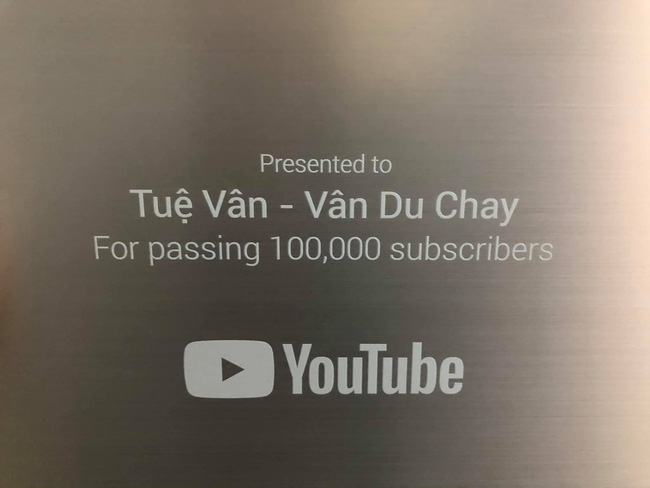 Kênh nấu ăn của Nghệ nhân ẩm thực Nguyễn Dzoãn Cẩm Vân đã có nút bạc YouTube, bồi hồi nghe lại chất giọng của cô mới thấy thân thương lạ kỳ - Ảnh 6.