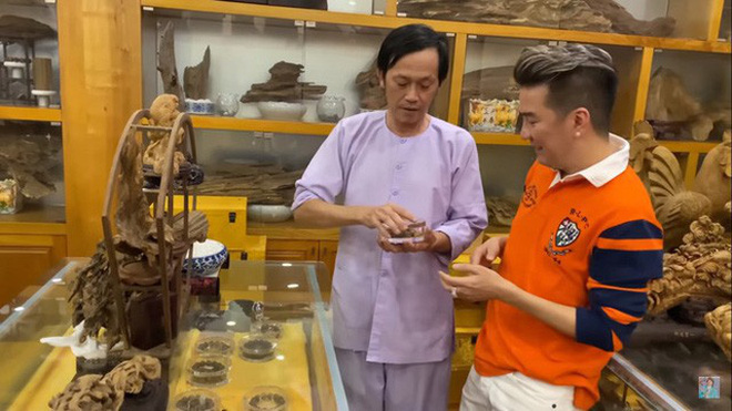 NS Hoài Linh vô tình bị đàn em làm lộ tài sản cực khủng: Hết BST trầm hương trăm tỷ đến đong kim cương bằng lon gạo?