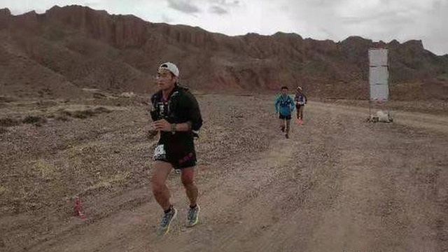 Đằng sau bi kịch 21 người chết trong giải marathon Trung Quốc: Nguy hiểm chết người của một ngành công nghiệp mờ mắt vì lợi nhuận - Ảnh 2. Đằng sau bi kịch 21 người chết trong giải marathon Trung Quốc: Nguy hiểm chết người của một ngành công nghiệp mờ mắt vì lợi nhuận - Ảnh 2.
