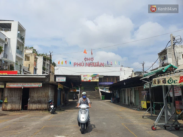  TP.HCM: Phong tỏa chợ Phú Nhuận và 3 con hẻm lân cận vì có ca nghi mắc Covid-19 - Ảnh 1.
