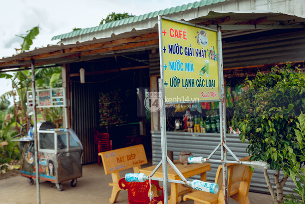  Trực tiếp đến Tiền Giang: Đau lòng khi thấy nhà Hồ Văn Cường bị bỏ hoang, hàng xóm kể lâu rồi không thấy bố mẹ ruột và Phi Nhung về thăm - Ảnh 4.