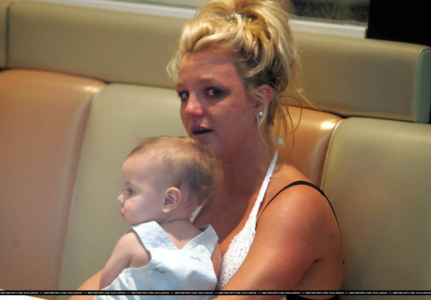  13 năm địa ngục của Britney Spears: Gia đình cầm tù, cưỡng bức lao động đến sang chấn tâm lý nhưng kinh khủng nhất là bị tước quyền làm mẹ! - Ảnh 4.
