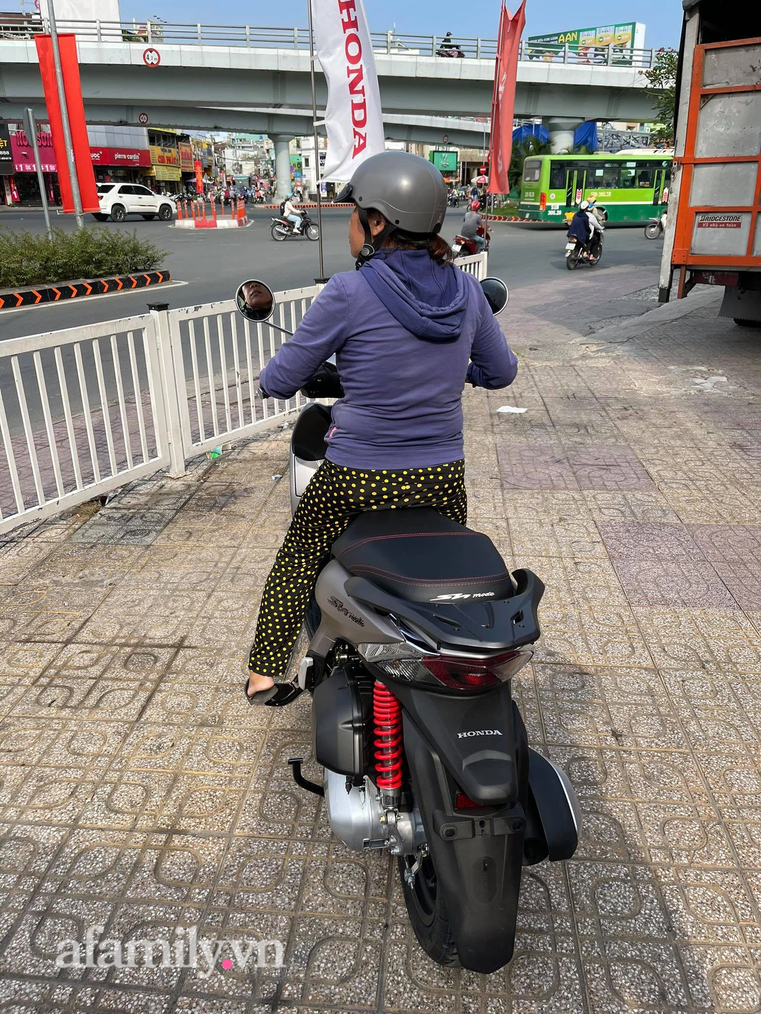 Nhờ nuôi con Dúi, anh chàng sinh năm 1998 kiếm lời vài chục triệu/tháng trong mùa dịch, tự sắm được ô tô rồi mua cho mẹ chiếc SH để đi chợ - Ảnh 16.