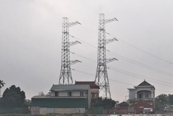 Hà Nội: Nguy cơ thiếu điện vì đường dây 500kV Tây Hà Nội – Thường Tín chậm tiến độ - Ảnh 1.