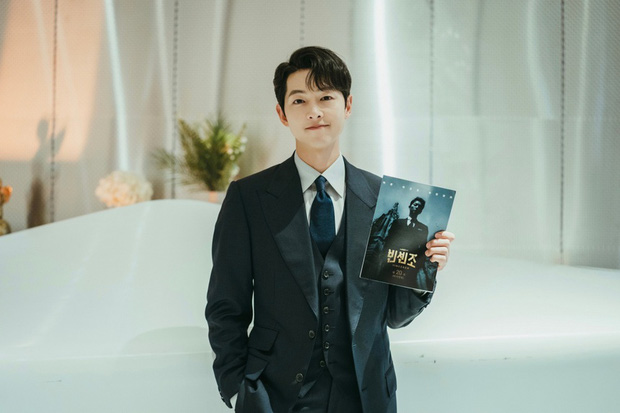  Mặc bê bối, biệt thự của Song Joong Ki lọt top 1% bất động sản xứ Hàn, choáng váng hàng xóm toàn ông lớn Samsung, Shinsegae - Ảnh 9.