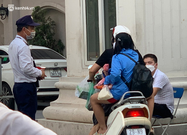  Hà Nội: Nữ nhân viên ngân hàng dương tính SARS-CoV-2 chưa rõ nguồn lây, phong tỏa tạm thời Chung cư Sunshine Palace ở quận Hoàng Mai - Ảnh 5.