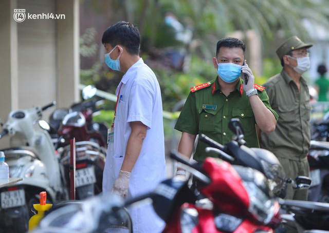  Hà Nội: Phong toả tạm thời tòa nhà Vietinbank 25 Lý Thường Kiệt, lấy mẫu xét nghiệm cho nhân viên do liên quan Covid-19  - Ảnh 6.