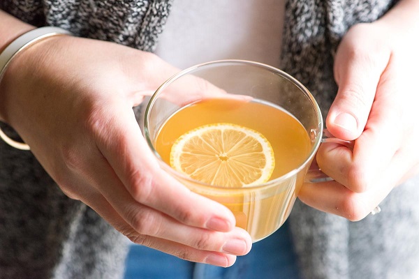 Những sai lầm khi dùng mật ong mà người Việt cần bỏ ngay trước khi khiến cả nhà mang bệnh - Ảnh 1. Những sai lầm khi dùng mật ong mà người Việt cần bỏ ngay trước khi khiến cả nhà mang bệnh - Ảnh 1.
