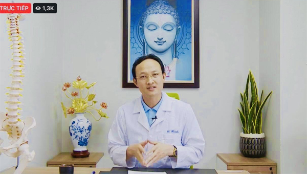 Cuộc gặp gỡ tình cờ với bà cụ trên đường và cơ duyên đến với nghề y của vị bác sĩ có hàng nghìn lượt theo dõi trên MXH - Ảnh 10. Cuộc gặp gỡ tình cờ với bà cụ trên đường và cơ duyên đến với nghề y của vị bác sĩ có hàng nghìn lượt theo dõi trên MXH - Ảnh 10.