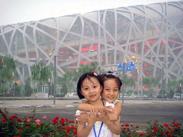  Từ Olympic Tokyo 2020 nhìn lại màn hát nhép gây phẫn nộ thế giới tại Olympic Bắc Kinh 2008, để lại tổn thương sâu sắc cho 2 bé gái tài năng - Ảnh 5.