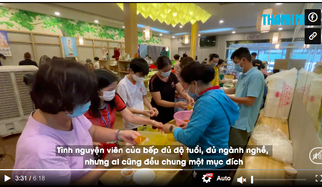 Góc ấm lòng ở Sài Gòn: Bà chủ chuỗi quán chay Mãn Tự mở ‘chợ rau’ 0 đồng lớn nhất Sài Gòn, mỗi ngày tặng 20 tấn rau & nấu 5-7 ngàn suất ăn - Ảnh 1.