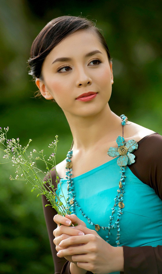 Ở miền Tây có một nơi sinh ra nhiều hoàng hậu nhất Việt Nam hay toàn con cháu cung tần mỹ nữ, lý giải phần nào về lời đồn thiếu nữ miền Tây nổi tiếng xinh đẹp - Ảnh 12. Ở miền Tây có một nơi sinh ra nhiều hoàng hậu nhất Việt Nam hay toàn con cháu cung tần mỹ nữ, lý giải phần nào về lời đồn thiếu nữ miền Tây nổi tiếng xinh đẹp - Ảnh 12.
