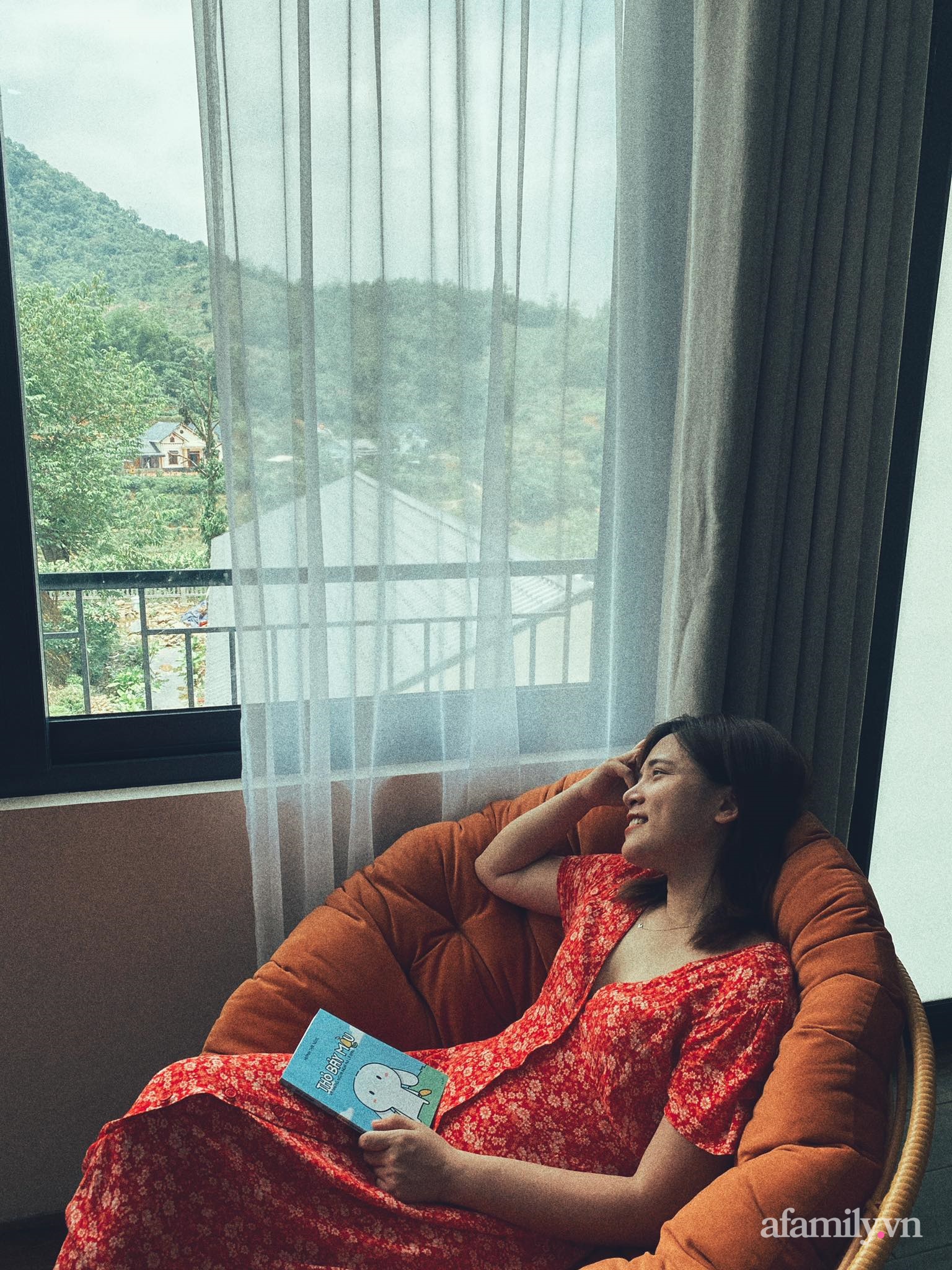 Cô gái Sài Gòn có tháng kiếm trăm triệu từ nghề viết và lời khuyên muốn giàu thì đừng từ bỏ thứ bạn làm tốt - Ảnh 1. Cô gái Sài Gòn có tháng kiếm trăm triệu từ nghề viết và lời khuyên muốn giàu thì đừng từ bỏ thứ bạn làm tốt - Ảnh 1.