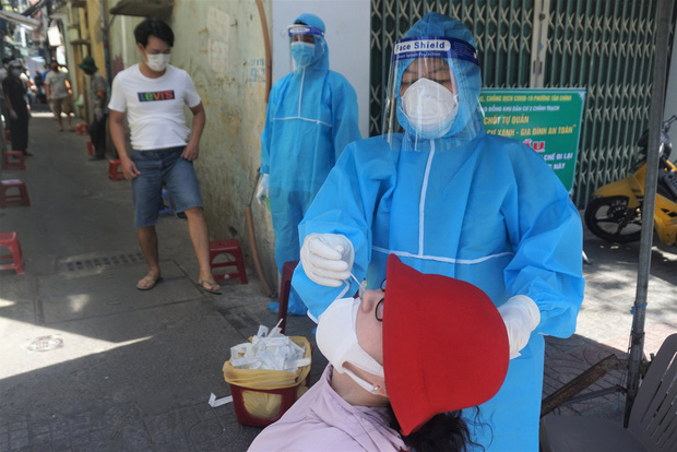  Số ca Covid-19 mới ở Đà Nẵng giảm sâu, nhiều chuỗi lây nhiễm đã được kiểm soát - Ảnh 1.
