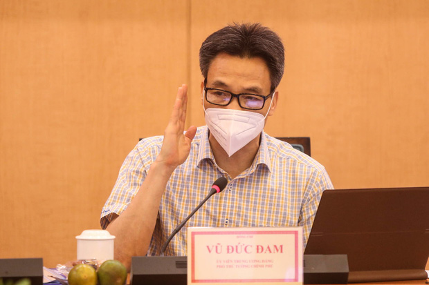 Phó Thủ tướng Vũ Đức Đam: Hà Nội phải sẵn sàng mọi tình huống, không để bị động, bất ngờ - Ảnh 1. Phó Thủ tướng Vũ Đức Đam: Hà Nội phải sẵn sàng mọi tình huống, không để bị động, bất ngờ - Ảnh 1.