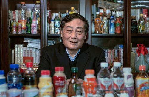 Vua đồ uống Tông Khánh Hậu: Nửa đời nghèo khó, khởi nghiệp năm 42 tuổi, 3 lần trở thành người giàu nhất Trung Quốc nhờ làm 1 điều duy nhất suốt 32 năm qua  - Ảnh 2.