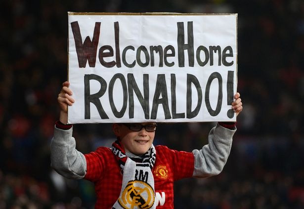  Nhận lương 15 tỷ/tuần khi quay lại Man United, Cristiano Ronaldo sẽ ở đâu, sinh hoạt thế nào?  - Ảnh 2.