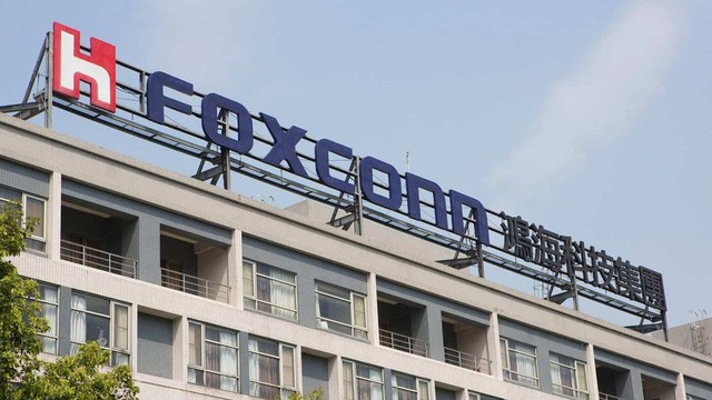 Foxconn đưa ra khoản thưởng cao kỷ lục cho nhân viên sản xuất iPhone 13 - Ảnh 1.
