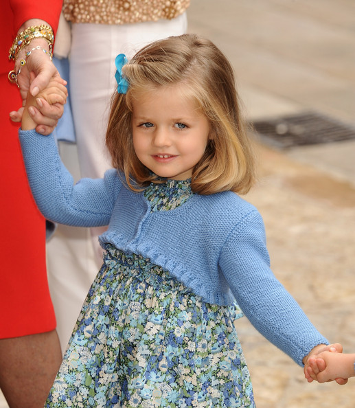 Nàng công chúa HOT nhất hiện nay: 15 tuổi đã nắm trong tay vận mệnh của đất nước, đánh bại con gái nhà Công nương Kate - Ảnh 2.