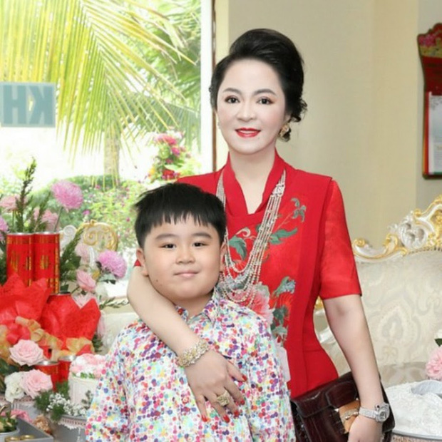  Người thừa kế khu du lịch 6000 tỷ Đại Nam tiết lộ số tiền tiêu vặt mỗi tháng, hào phóng đến mức cho bạn không hỏi lý do! - Ảnh 1.