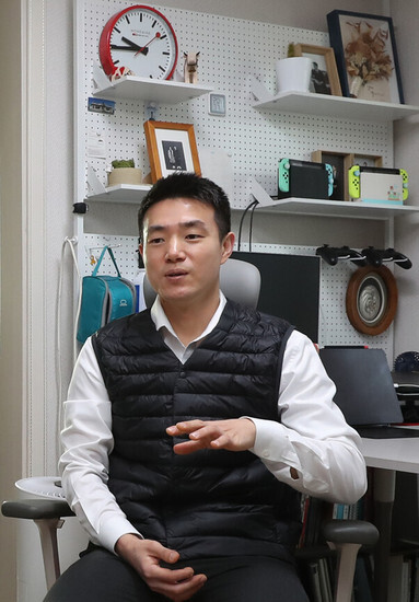 Vợ chồng trẻ Hàn Quốc bất lực, tuyệt vọng vì không thể mua được nhà, dù là nhà ở xã hội - Ảnh 2.
