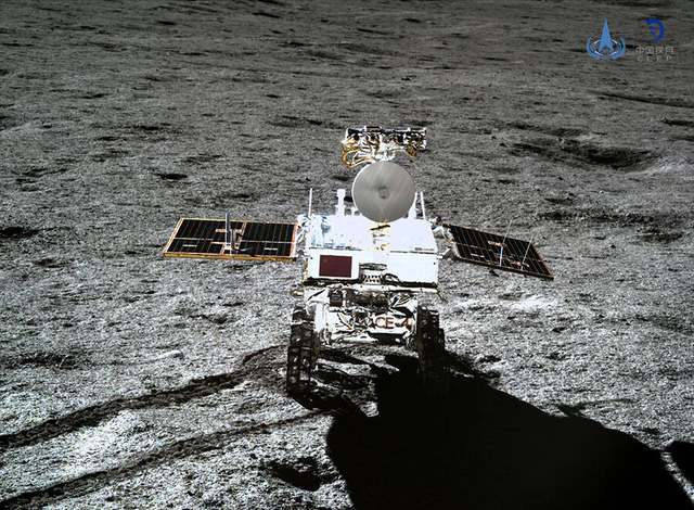 Tàu Mặt Trăng của Trung Quốc vừa phát hiện ra một Túp lều bí ẩn ở phía xa của Mặt trăng - Ảnh 3.