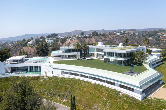  Bên trong siêu dinh thự gần 10.000 m2 tại Los Angeles, được niêm yết 295 triệu USD và sắp đấu giá  - Ảnh 27.