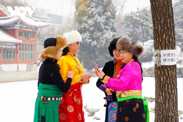 Bắc Kinh ngập trong tuyết trước thềm Olympic mùa đông - Ảnh 3.
